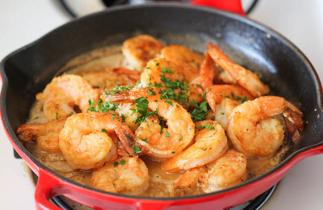 what goes with garlic shrimp